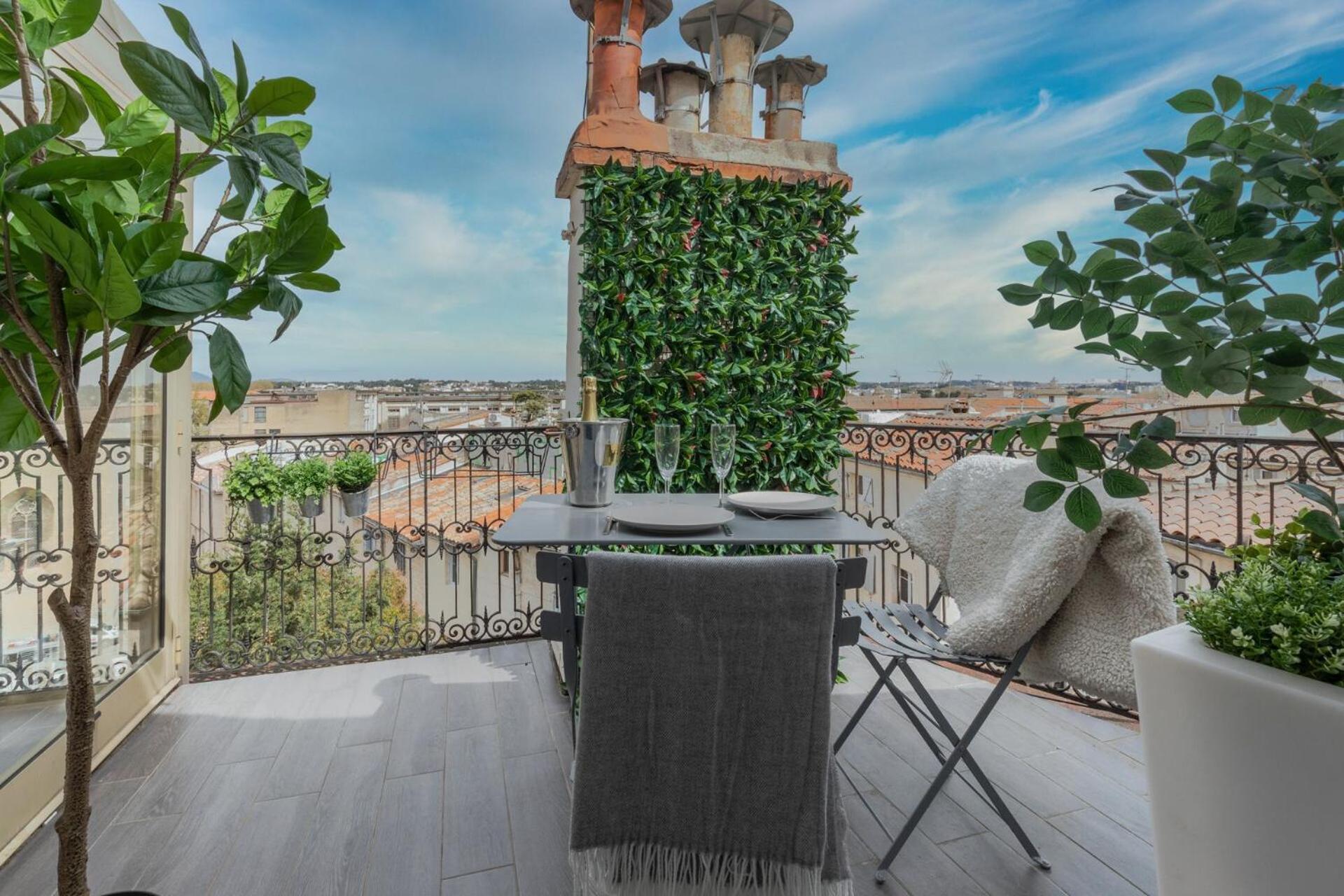 La Terrasse, Vue Sur Les Toits De Montpellier Apartment Екстериор снимка